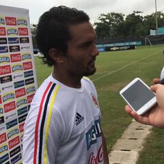 Abel Aguilar: Chile siempre será para nosotros un rival directo