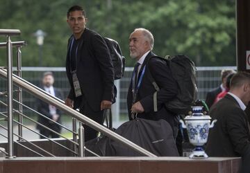 Carlos Salcedo pinta para ser titular indiscutible y tratar de mantener segura la zona defensiva ante Alemania.