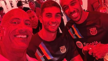 Dwayne Johnson, one more Barcelona fan: “Good to see my brothers”