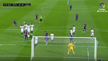 El primer gol de Messi en esta Liga llegó acariciando la pelota en otra falta magistral al Sevilla