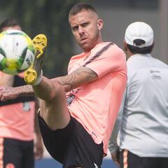 Ménez, de la gloria con América a pelear por descenso en Francia