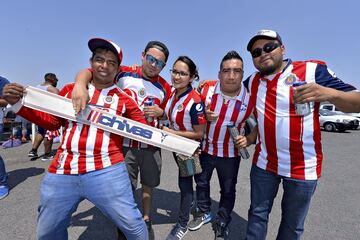 Los aficionados ya calientan el previo a la Final del Clausura 2017 que se disputará en el Estadio Chivas