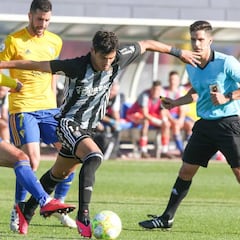 El Cádiz B frena al Cartagena