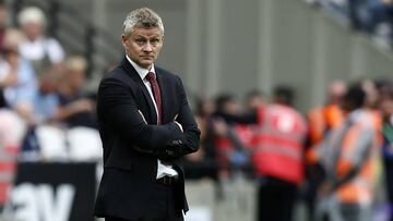 Ole Gunnar Solskjaer durante el encuentro entre Manchester United y West Ham United en el London Stadium.