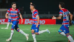 La duda en Fortaleza que miran con atención en Colo Colo: día clave