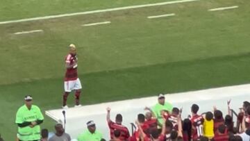 A Vidal lo sacaron en la dolorosa derrota de Flamengo y esto pasó