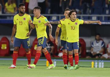 La Selección Colombia venció 3-1 a la Selección de Chile en el Metropolitano de Barranquilla por la fecha 10 de Eliminatorias Sudamericanas.