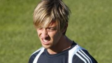 Guti evita pasar por el quirófano por ahora