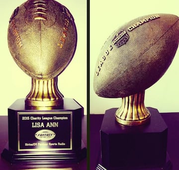 Lisa Ann y su relación con el deporte. Ama la NBA, el bésibol, la NFL...