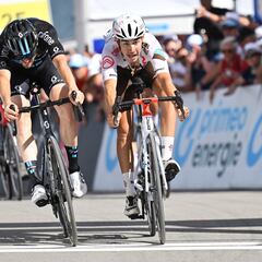 Denz triunfa en la fuga y Fuglsang asciende al liderato