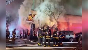 A huge, 5-Alarm fire has broken out in the Bronx, New York with flames spreading rapidly, and this just days after a six-story building collapsed.