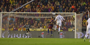 20/04/11 - En final de la Copa del Rey de fútbol 2010/11 el Real Madrid llegó a la prórroga frente al Fútbol Club Barcelona. Pero Cristiano con un cabezazo sobre Adriano que siempre será recordado como uno de los mejores tantos del portugués dio el título