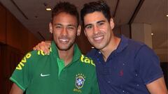 Mao Molina y Neymar