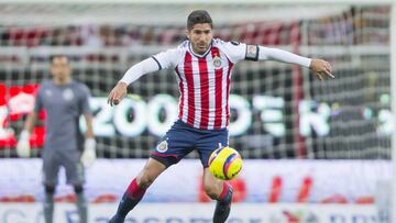 Foto de acci&oacute;n durante el partido Guadalajara vs Tigres UANL,  Correspondiente a la Jornada 12 del Torneo Clausura 2018 de la Liga BBVA Bancomer, en el Estadio Akron, en la foto: Jair Pereira.