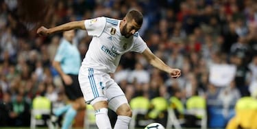 "No thoughts on signing Kane, we're happy with Karim"