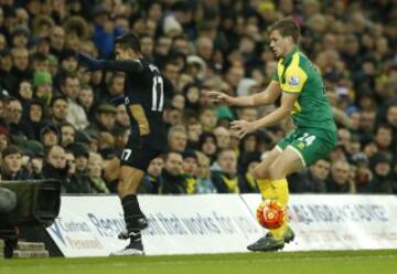 Así fue el ingrato partido de Alexis ante Norwich