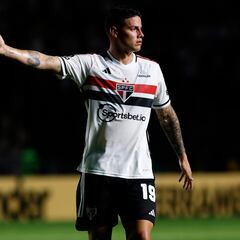 Dorival sobre James: “Entiende que será importante en algún momento”