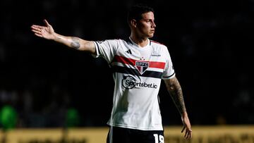 Dorival sobre James: “Entiende que será importante en algún momento”