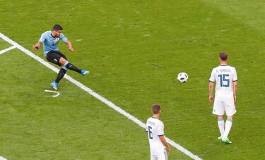 Luis Suárez anotó el 1-0.
