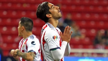 Rodolfo Pizarro, Chivas