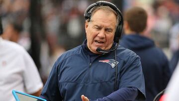 Bill Belichick es un maestro tambi&eacute;n en los ajustes en el descanso.