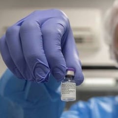 Una radióloga relata sus efectos secundarios de la segunda dosis de Pfizer