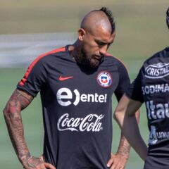 La Roja sólo jugará ante Perú y con jugadores del exterior