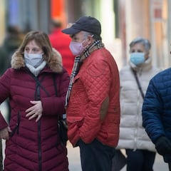 Alertan de la ineficacia de algunas mascarillas contra la cepa británica de coronavirus