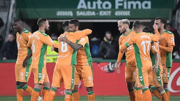 Willian José celebra su gol.