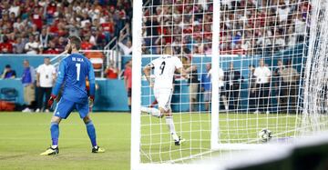 2-1. Karim Benzema marcó el primer gol.