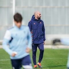 Giráldez: “Salvo Bamba, todos los que han salido necesitaban más minutos”