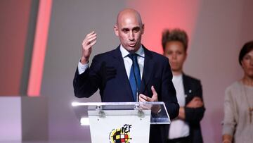 Rubiales ofrece los 1,15 millones necesarios para evitar la huelga