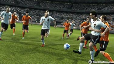 Pro Evolution Soccer 2012, Impresiones