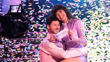 La temporada 32 del famoso concurso de baile ‘Dancing With the Stars’ ha llegado a su fin. Conoce a la celebridad ganadora.