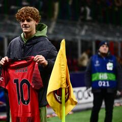 Sinner come en la mesa de los grandes