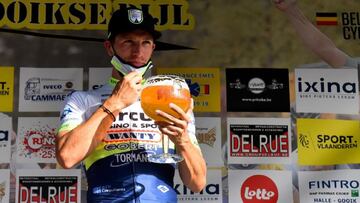 Van Poppel sorprende con su ataque en el ¨²ltimo kil¨®metro