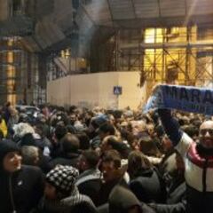 Gran homenaje de Nápoles a Maradona