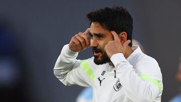 Ilkay Gündogan tiene opciones de renovar con el City o irse al Barcelona.