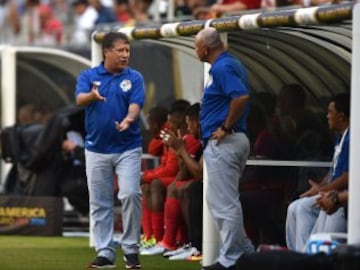 Hernan Dario Gomez durante el duelo entre Panamá y Bolivia