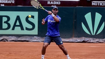 Alejandro Falla anuncia su retiro del tenis profesional.