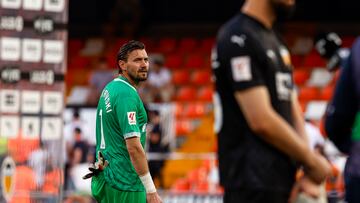 05/05/24
PARTIDO PRIMERA DIVISION
VALENCIA RAYO VALLECANO
STOLE DIMITRIEVSKI