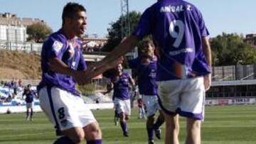 <b>ALEGRÍA. </b>Aníbal celebra uno de los goles ante el Huesca.