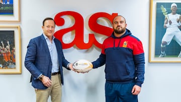 Juan Carlos Martín ‘Hansen’, presidente de la Real Federación Española de Rugby, y el capitán del equipo nacional, Jon Zabala, visitaron esta semana AS.