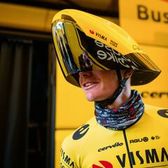 ¿Por qué el casco de Vingegaard en la Tirreno-Adriático tiene una forma ‘a lo Darth Vader’?