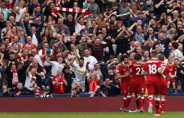 Mo Salah pips De Bruyne to PFA Players' Player of the Year award