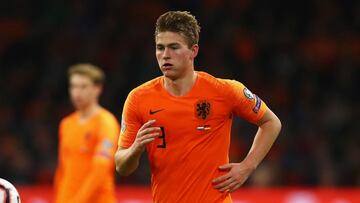 Juventus: De Ligt arrives for medical