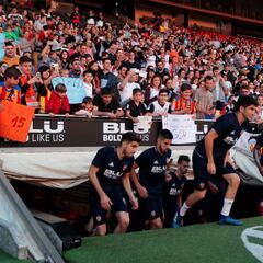7000 aficionados acuden a la llamada del Valencia en Mestalla