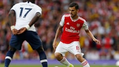 Arsenal&#039;s Spanish midfielder Dani Ceballos runs with the ball during the English Premier League football match between Arsenal and Tottenham Hotspur at the Emirates Stadium in London on September 1, 2019. (Photo by Ian KINGTON / IKIMAGES / AFP) / RES