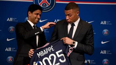 Nasser Al-Khelaïfi y Kylian Mbappé.