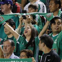 Grito de "México" no pudo silenciar el "eh pu..."